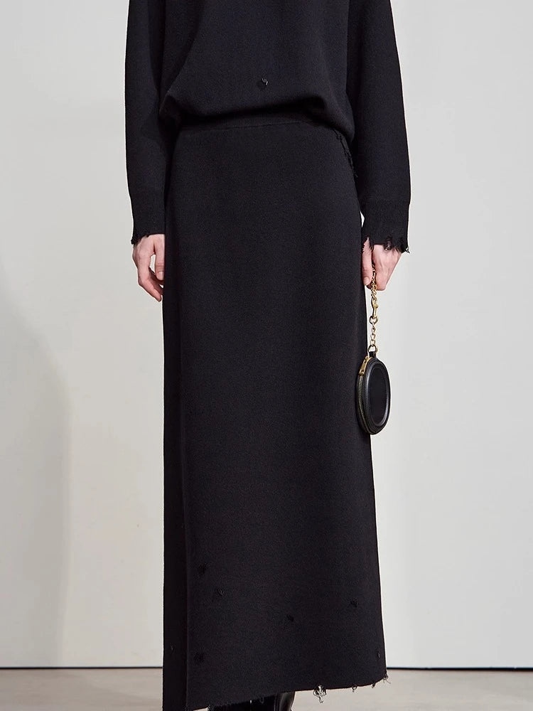 Solid Knitted O-Neck Loose Medium And Long Sweater