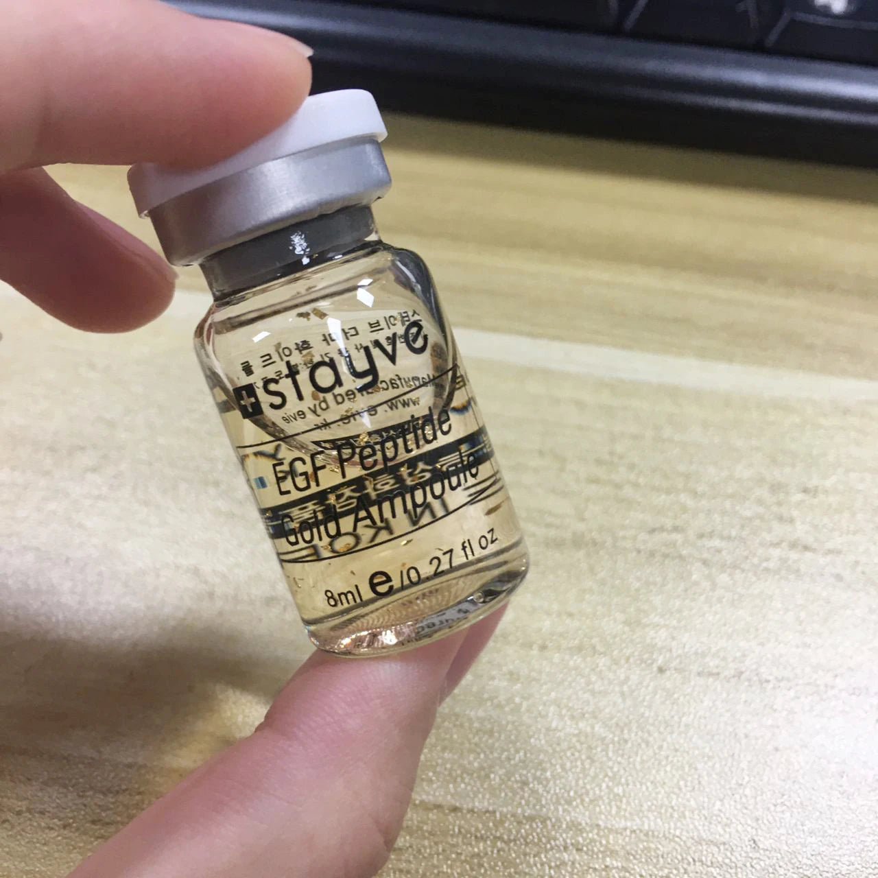 Hyaluronic Acid Facial Essence Whitening